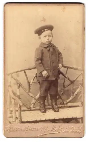 Fotografie Ch. Miehe, Hannover-Linden, Deisterstr. 1, Kleiner Junge in modischer Kleidung