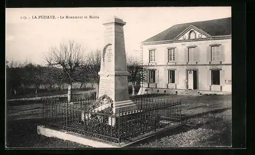 AK La Puisaye, Le Monument et Mairie