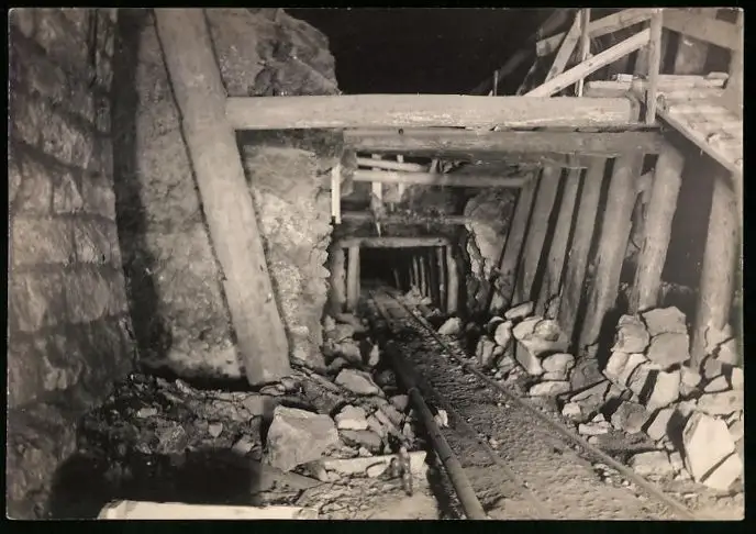 16 Fotografien unbekannter Fotograf, Ansicht Revda-Zavod / Sibirien, Tunnelbau Eisenbahn Kassan-Ekaterinburg 1918 11