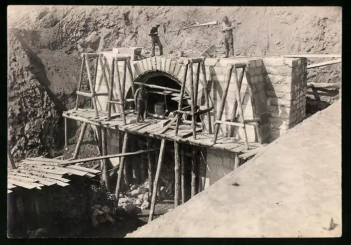 16 Fotografien unbekannter Fotograf, Ansicht Revda-Zavod / Sibirien, Tunnelbau Eisenbahn Kassan-Ekaterinburg 1918 3