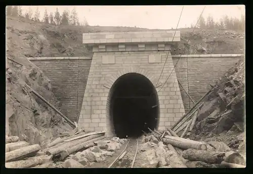 16 Fotografien unbekannter Fotograf, Ansicht Revda-Zavod / Sibirien, Tunnelbau Eisenbahn Kassan-Ekaterinburg 1918