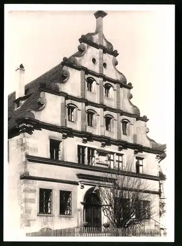 19 Fotografien unbekannter Fotograf, Ansicht Schweinfurt, Stadtansichten mit Kirche, Flusspartie, Schloss, Wehr, Hafen