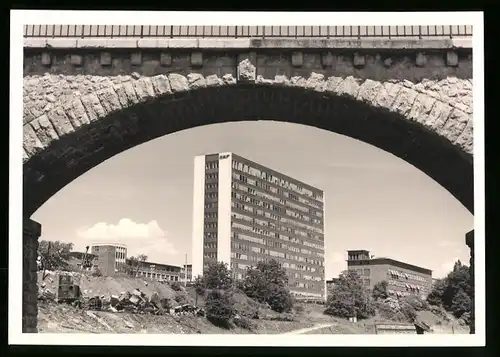 19 Fotografien unbekannter Fotograf, Ansicht Schweinfurt, Stadtansichten mit Kirche, Flusspartie, Schloss, Wehr, Hafen