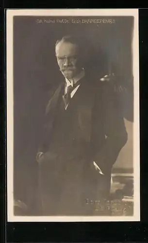 AK Geh. Hofrat Prof. Dr. Erich Brandenburg mit ernstem Blick