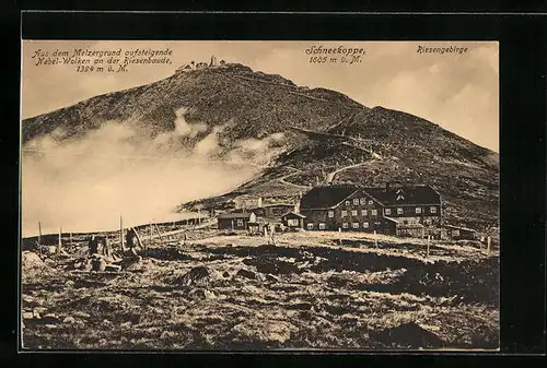 AK Riesengebirge, Aus dem Melzergrund aufsteigende Nebel-Wolken an der Riesenbaude