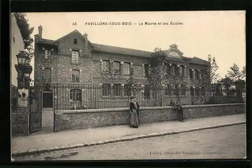 AK Pavillons-Sous-Bois, La Mairie et les Écoles