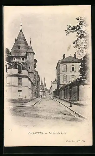 AK Chartres, La Rue du Lycée, Strassenpartie