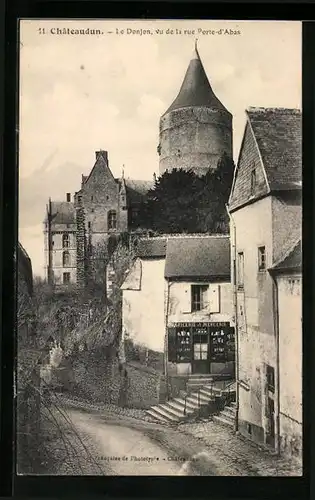 AK Châteaudun, Le Donjon vu de la rue Porte-d`Abas