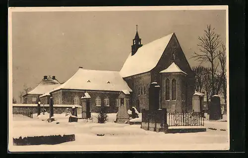 AK Marktleuthen, Blick auf das Friedhofsgebäude im verschneiten Winter
