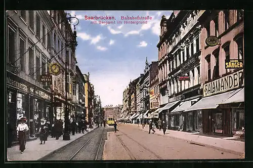 AK Saarbrücken, Bahnhofstrasse mit Bergamt im Hintergrund, Strassenbahn, Handlung v. Alfred Meess