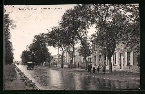 AK Toury, Route de la Chapelle