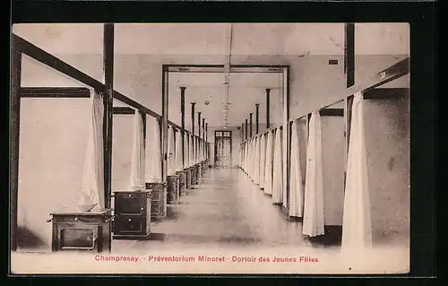 AK Champrosay, Préventorium Minoret, Dortoir des Jeunes Filles