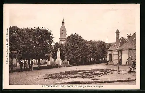 AK Le Tremblay-le-Vicomte, Place de l`Église