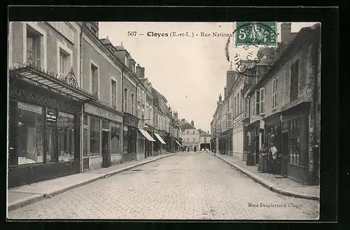 AK Cloyes, Rue Nationale, Strassenpartie