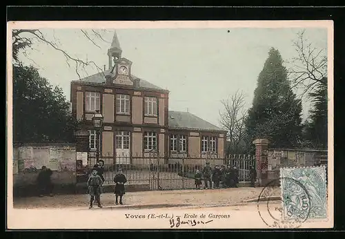 AK Voves, Ecole de Garcons