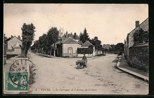 AK Voves, Le Carrefour de l`Avenue de la Gare