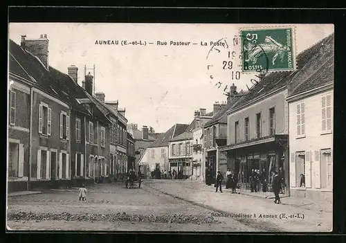AK Auneau, Rue Pasteur, la Poste