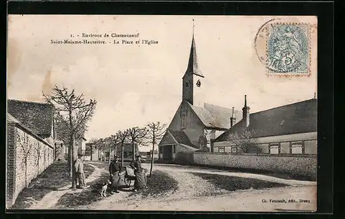 AK Saint-Maxime-Hauterive, la Place et l'Eglise