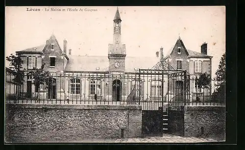 AK Lèves, la Mairie et l'Ecole de Garcons