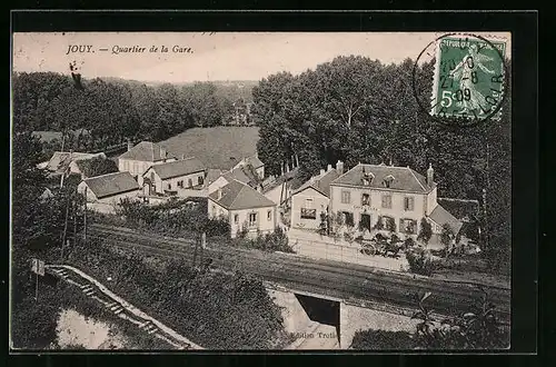 AK Jouy, Quartier de la Gare