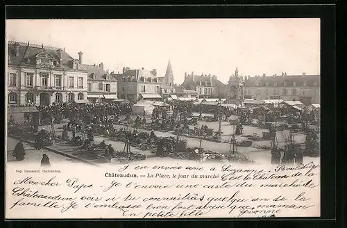 AK Chateaudun, la Place, le jour du marché