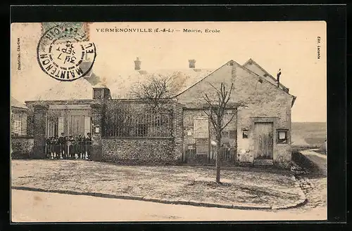 AK Yermenonville, Mairie, École