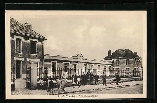 AK Janville, Groupe scolaire