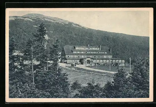 AK Spindlerbaude, Panoramablick auf das Gebäude