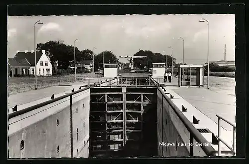 AK Dieren, Nieuwe sluis