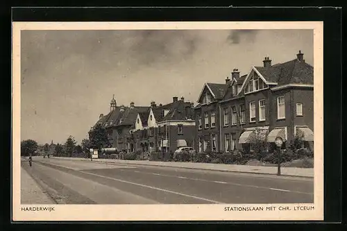 AK Harderwijk, Stationslaan met Chr. Lyceum