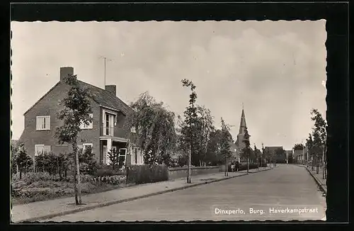 AK Dinxperlo, Burg, die Kirche am Ende der Haverkampstraat