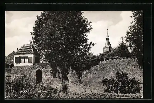 AK Hattem, Oude Stadsmuur, Kerk
