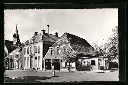 AK Aalten, auf dem Markt, Blick zur Kirche