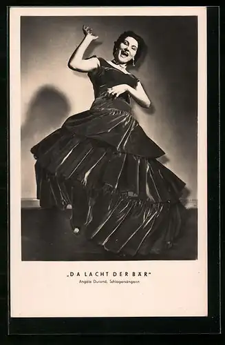 AK Musikerin Angèle Durand in Da lacht der Bär