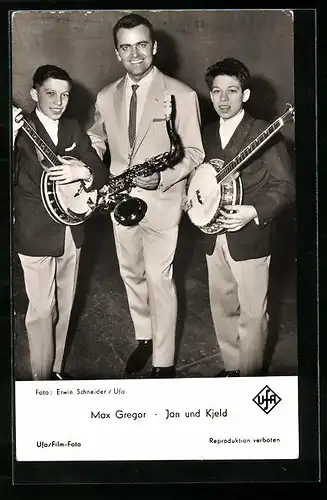 AK Musiker Max Gregor, Jan und Kjeld mit Instrumenten