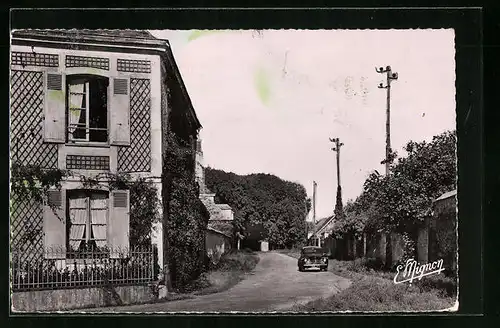 AK Crécy-Couvé, Rue d'Enfer et Avenue des Marronniers