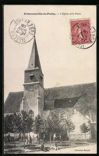 AK Ermenonville-la-Petite, L`Eglise et la Place