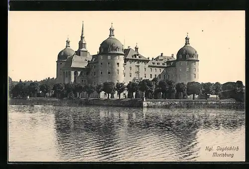 AK Moritzburg, Kgl. Jagdschloss vom Wasser gesehen