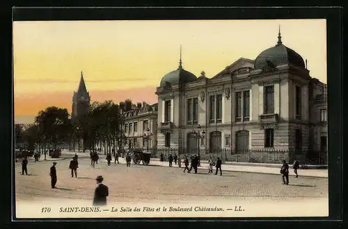 AK Saint-Denis, La Salle des Fêtes et le Boulevard Châteaudun