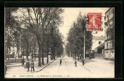 AK Saint-Denis, Le Boulevard de Châteaudun