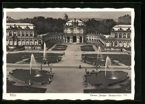 Foto-AK Walter Hahn, Dresden, Nr. 10656: Dresden, Zwinger - Blick auf den Wallpavillon mit Springbrunnen