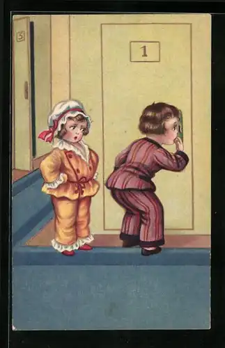 AK Kinder spähen durchs Schlüsselloch