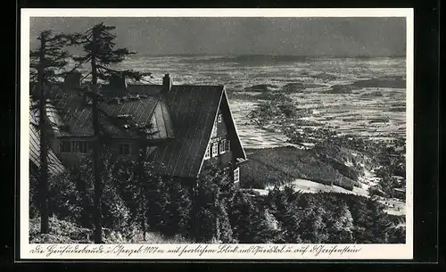 AK Heufuderbaude, Berghütte mit Blick ins Queistal und auf den Greifenstein, Isergebirge
