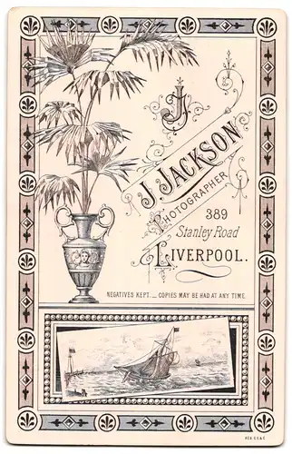 Fotografie Jackson, Liverpool, 389 Stanley Road, Händchenhaltendes Geschwisterpaar