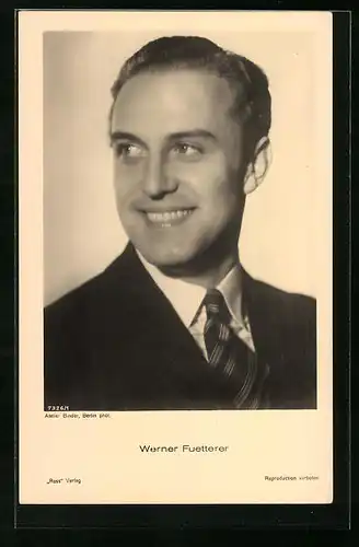 AK Schauspieler Werner Fuetterer mit strahlendem Lächeln