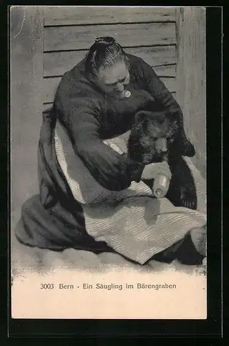 AK Bern, Ein Säugling im Bärengraben
