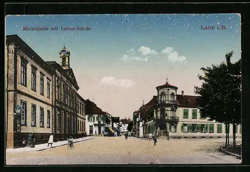 AK Lahr i. B., Marktstrasse mit Luisen-Schule