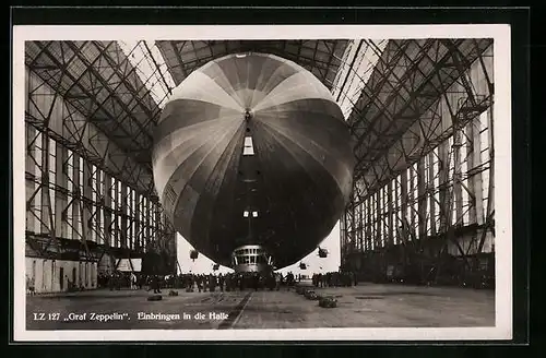 AK LZ127 Graf Zeppelin, Einbringen in die Halle