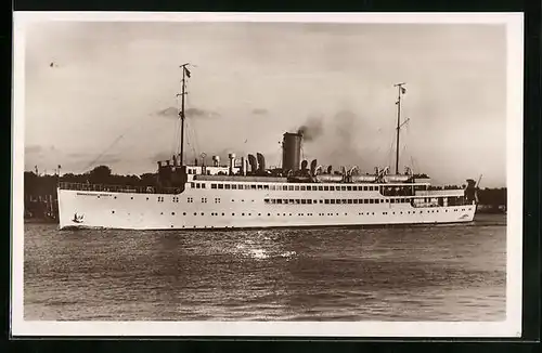 AK Bremen, Norddeutscher Lloyd, MS Hansestadt Danzig bei der Hafenausfahrt