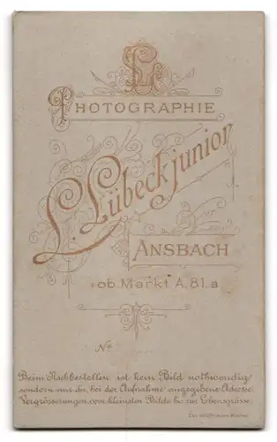 Fotografie L. Lübeck junior, Ansbach, Ob. Markt A 81 a, Bürgerliche Dame in modischer Kleidung